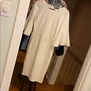 white boohoo dress 👑